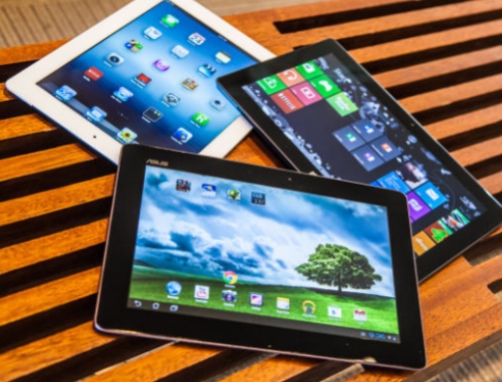 Analyst: Apple IPad Outsold Microsoft’s Surface By 20-To-1 Over The Holidays