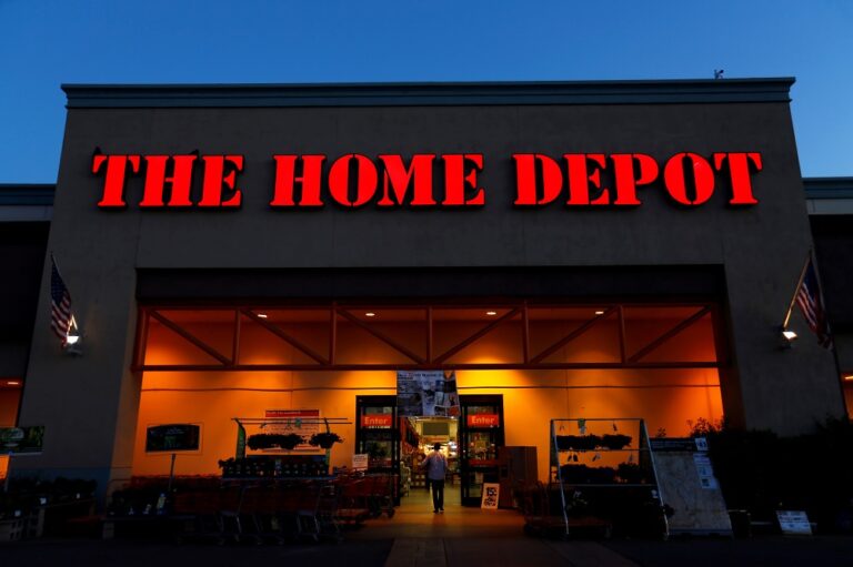 Does Home Depot Accept Apple Pay? (2023 Updated)